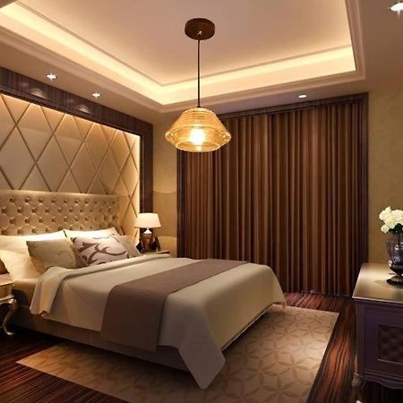 Hotel Tulip Near Delhi Airport นิวเดลี ภายนอก รูปภาพ